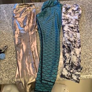 3 pairs of leggings size small
